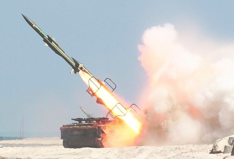 3M9ME-Gainful-Launch-MiroslavGyurosi-1S.