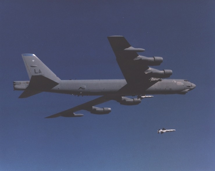 B-52G-AGM-142-1.jpg