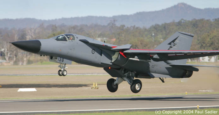 General Dynamics F-111 Aardvark  (avión de ataque táctico e interdictor de alcance medio USA ) DFA_71